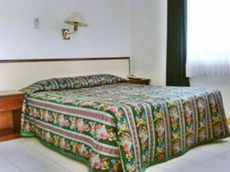 Royal Brongto Hotel Yogyakarta Esterno foto