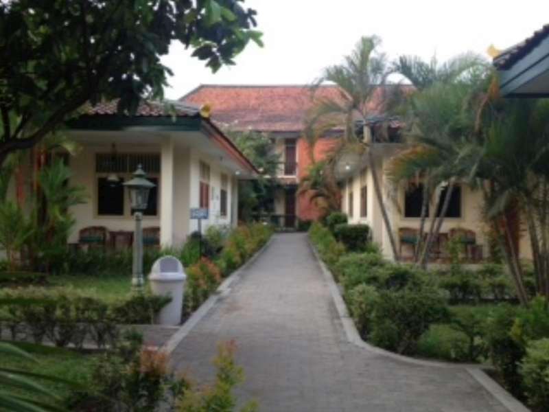 Royal Brongto Hotel Yogyakarta Esterno foto